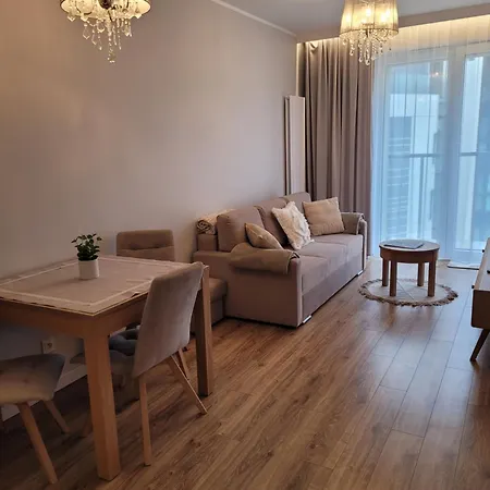 Apartment Wilda Corner Street View