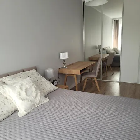 Apartment Wilda Corner Street View