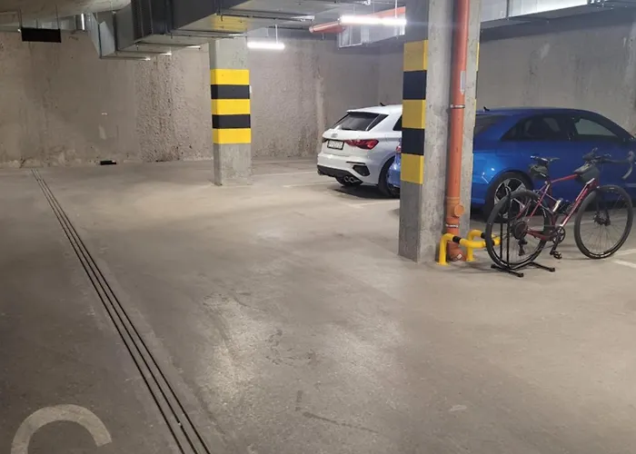 Apartment Wilda Corner Street View *